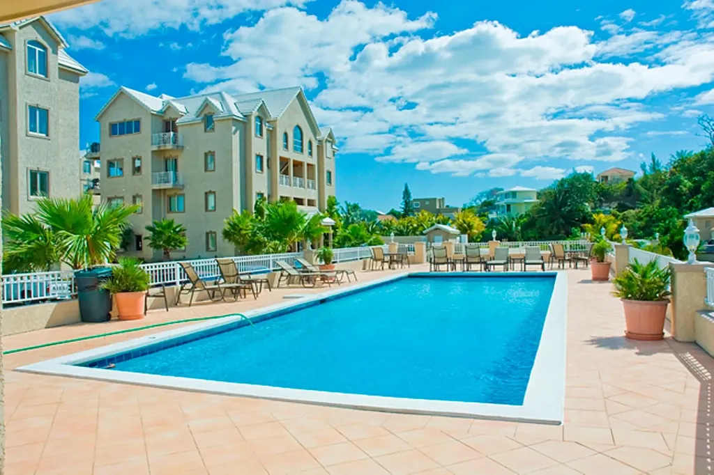 Bldg 4 Love Beach Walk New Providence Paradise Island BS