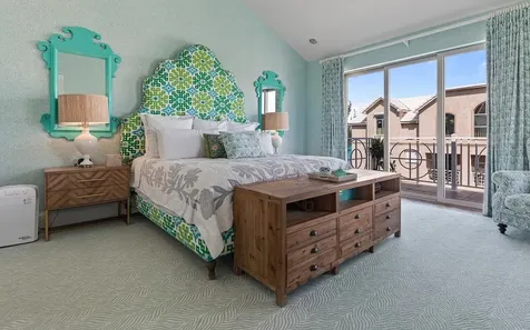 Bldg 4 Love Beach Walk New Providence Paradise Island BS