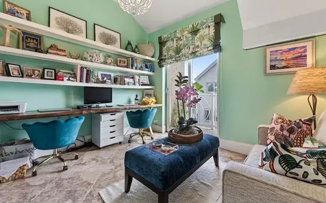 Bldg 4 Love Beach Walk New Providence Paradise Island BS