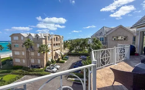 Bldg 4 Love Beach Walk New Providence Paradise Island BS
