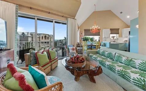 Bldg 4 Love Beach Walk New Providence Paradise Island BS