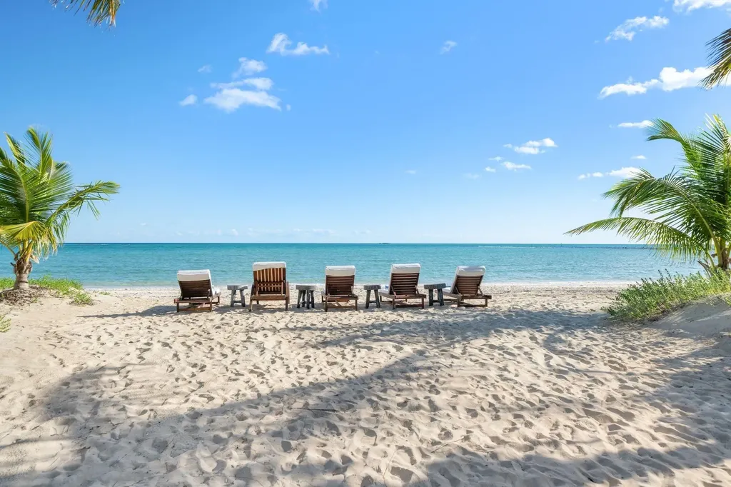 Guava Duff Andros BS