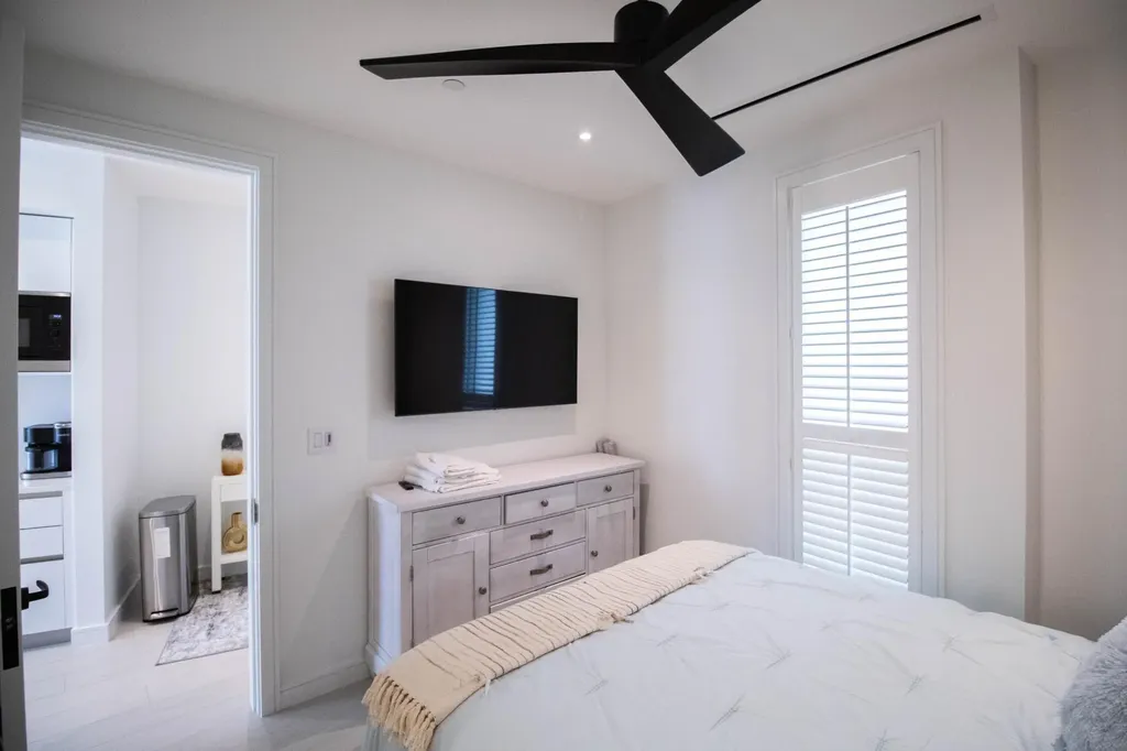 Goldwynn New Providence Paradise Island BS