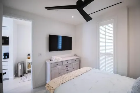 Goldwynn New Providence Paradise Island BS