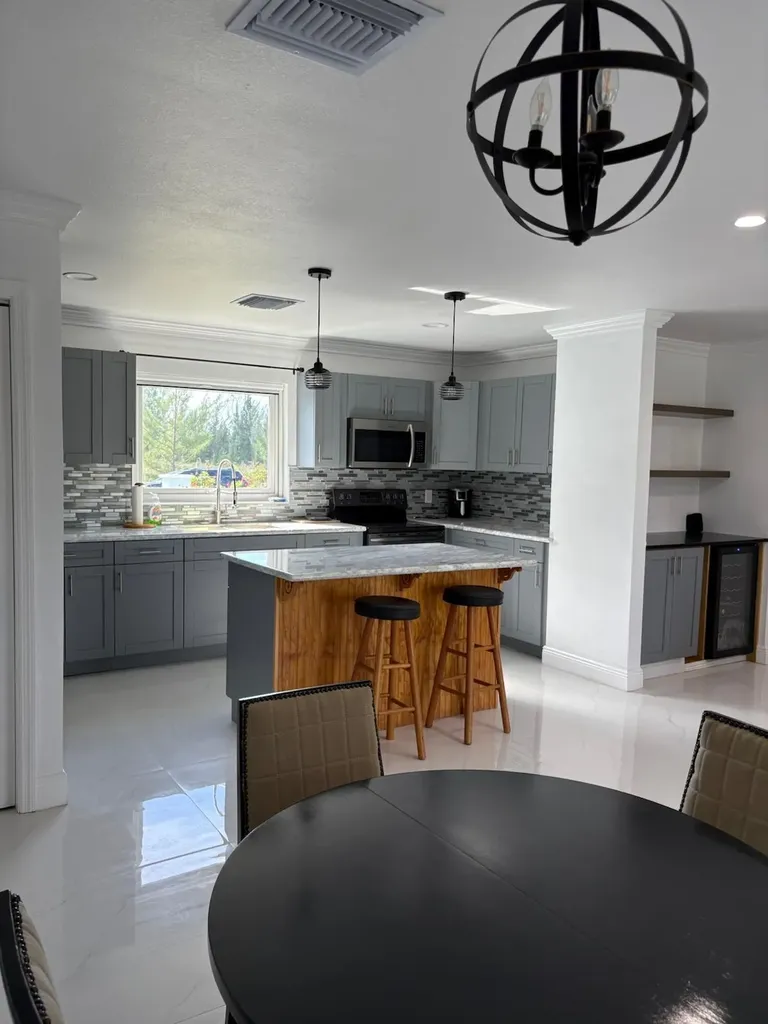 Harlow Way Grand Bahama Freeport BS