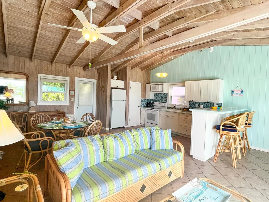 La Conchita Abaco BS