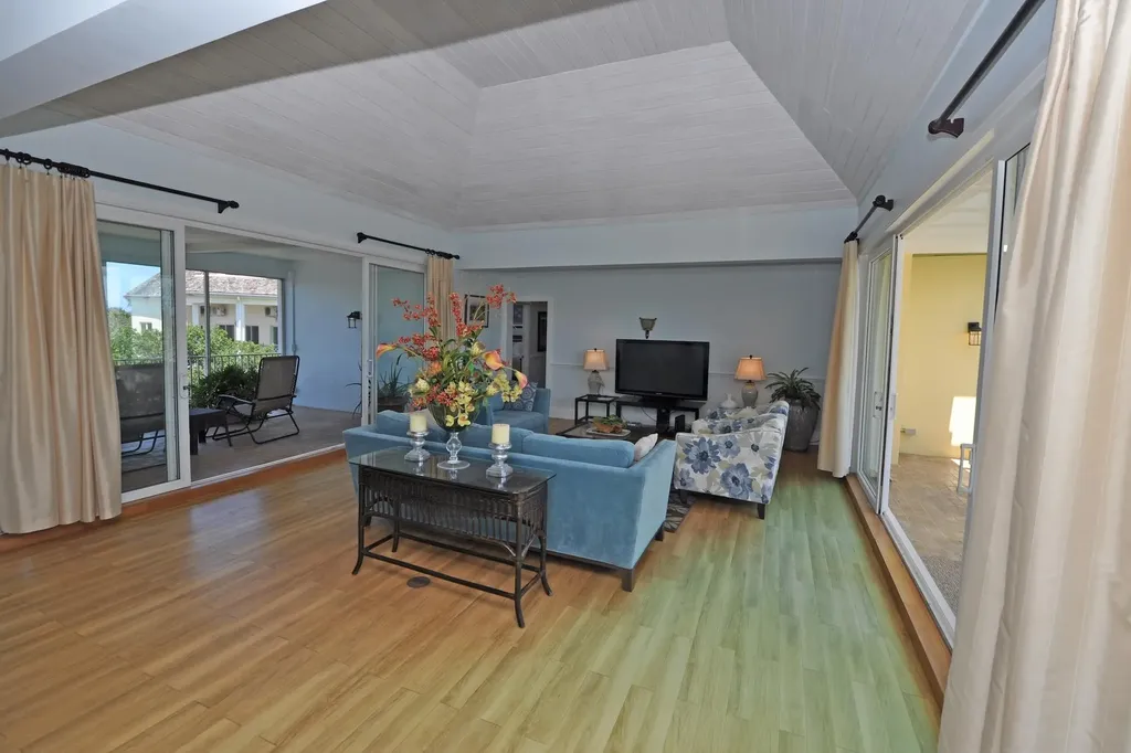 Eastwind New Providence Paradise Island BS