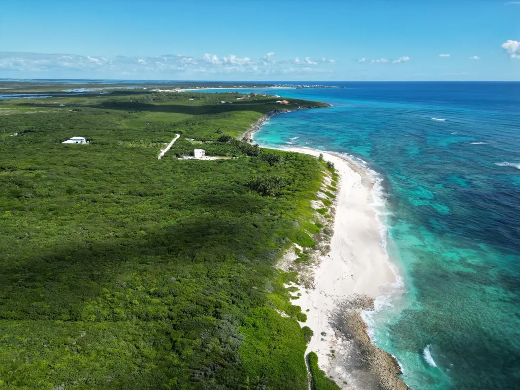Cherokee Hilltop 6 Acres Abaco BS