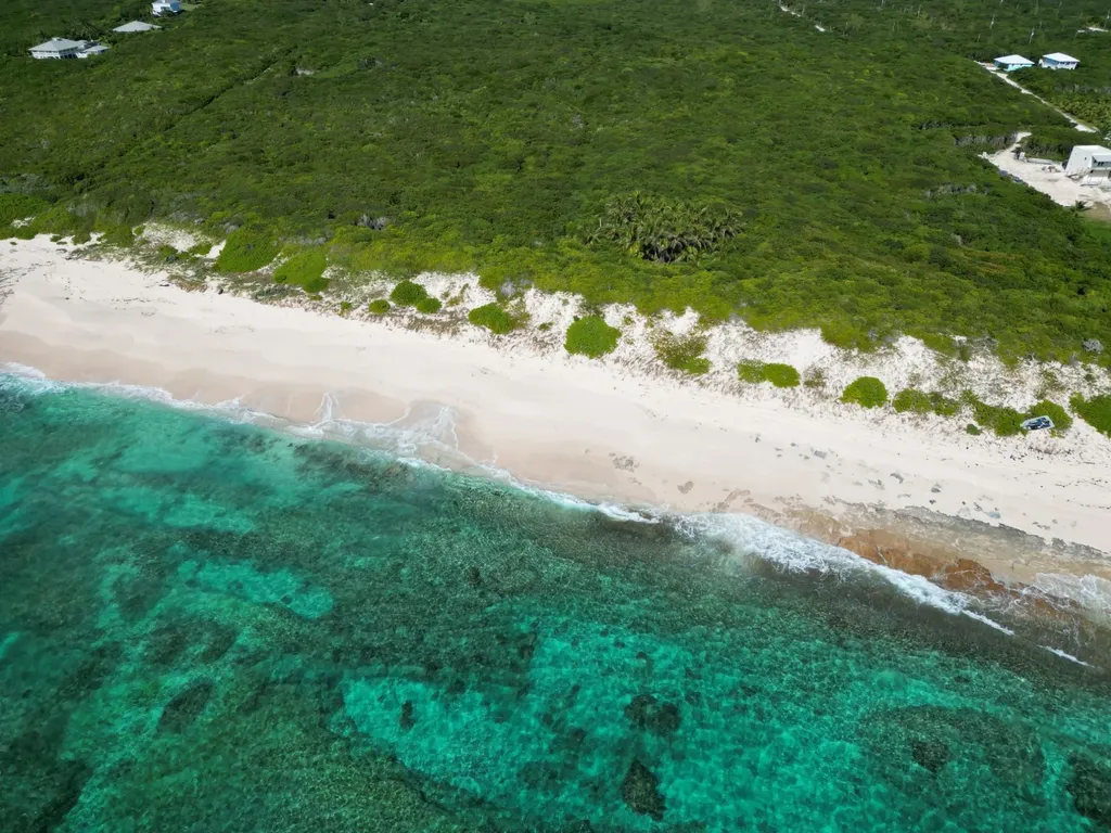 Cherokee Hilltop 6 Acres Abaco BS