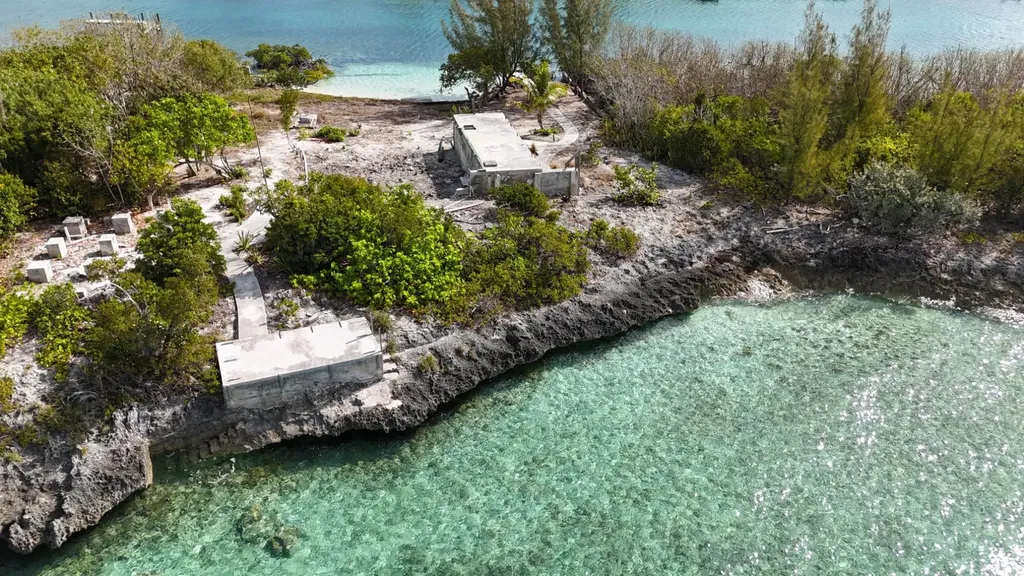 Dickies Cay Abaco BS