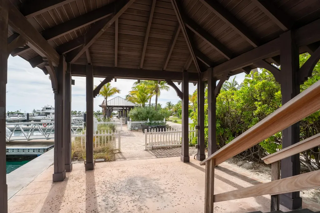 Chub Cay Resort & Marina Berry Islands BS