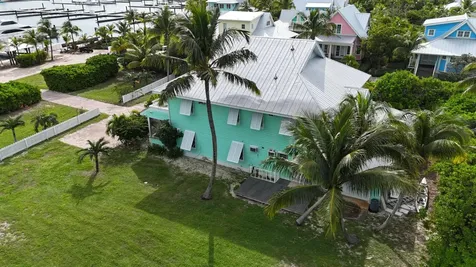 Chub Cay Resort & Marina Berry Islands BS