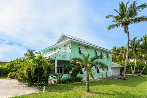 Chub Cay Resort & Marina Berry Islands BS