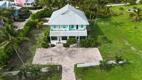 Chub Cay Resort & Marina Berry Islands BS