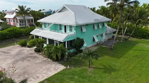 Chub Cay Resort & Marina Berry Islands BS