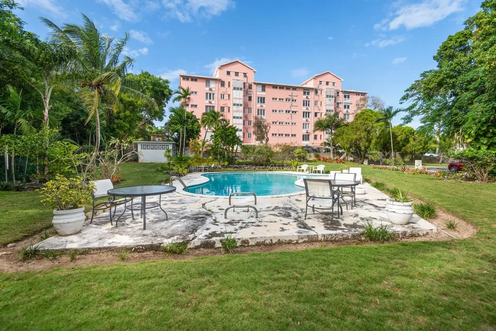 Prospect Ridge Condos New Providence Paradise Island BS