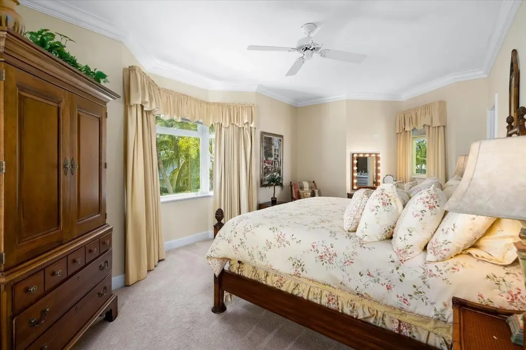 One Bayroc New Providence Paradise Island BS