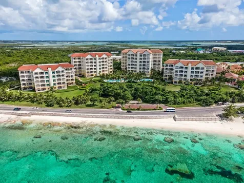 Penthouse 1, B2 Caves Heights New Providence Paradise Island BS
