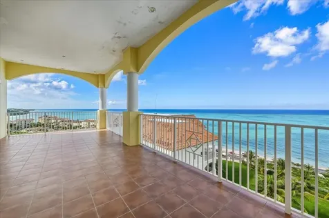 Penthouse 1, B2 Caves Heights New Providence Paradise Island BS