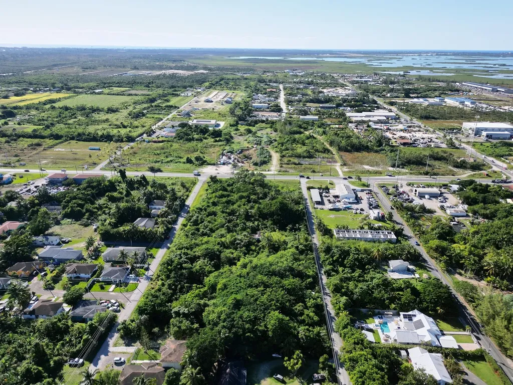 Gladstone Road Lot #10 New Providence Paradise Island BS