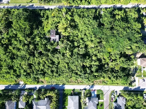 Gladstone Road Lot #10 New Providence Paradise Island BS