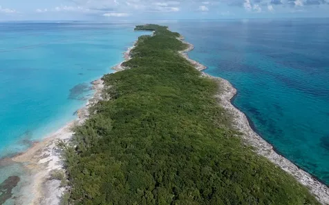 Tract B, Rose Island New Providence Paradise Island BS