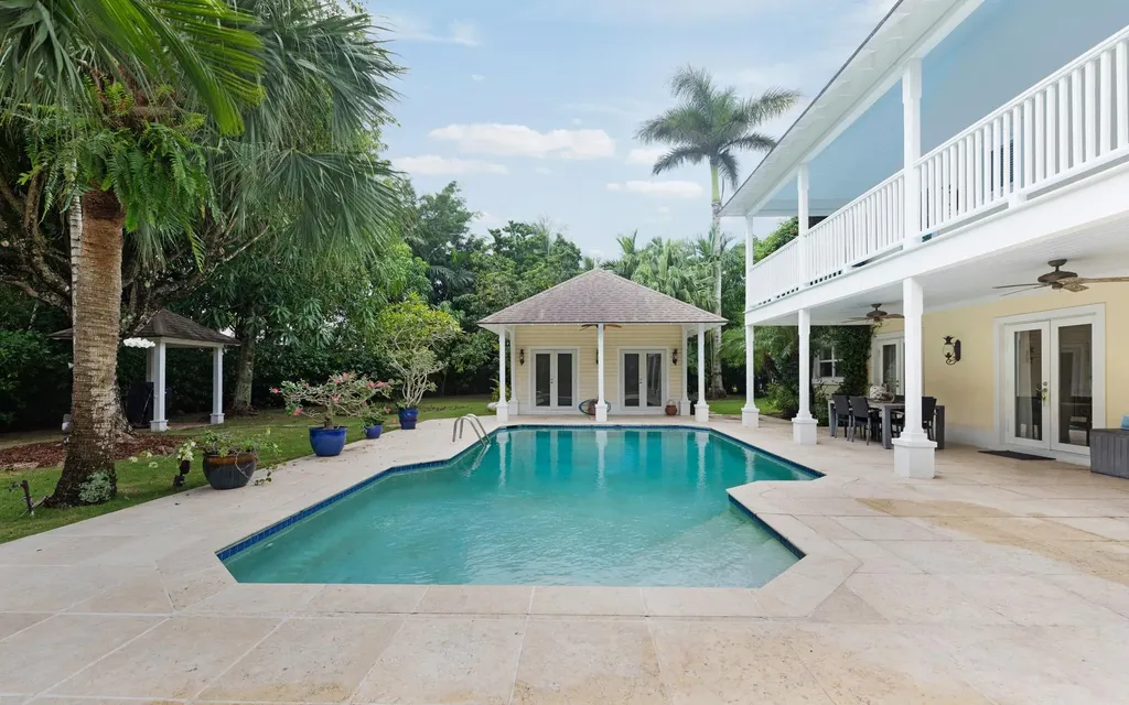 17 Chelsea Place New Providence Paradise Island BS