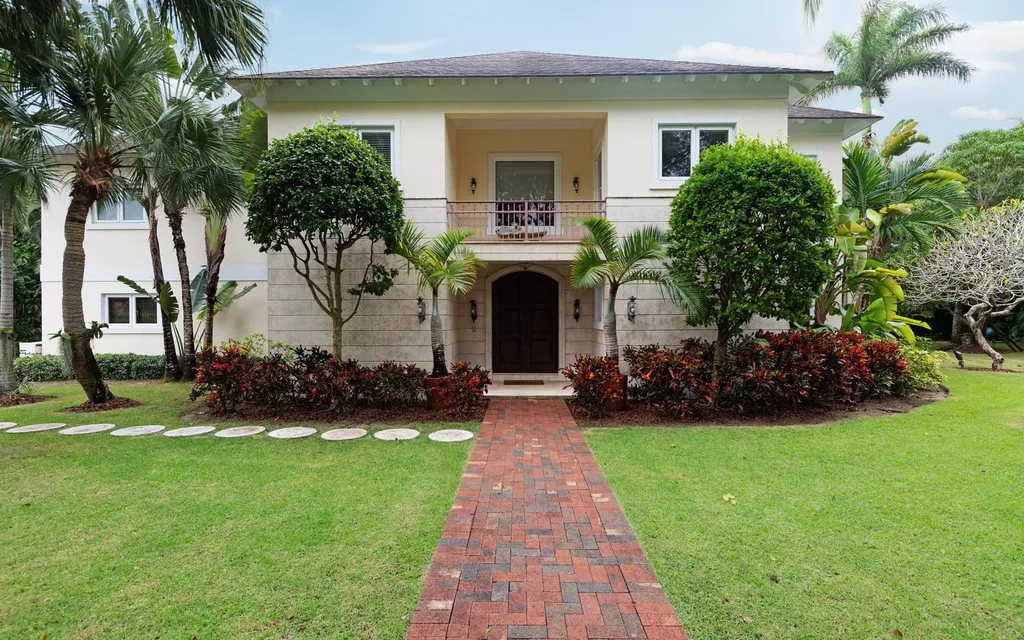 17 Chelsea Place New Providence Paradise Island BS