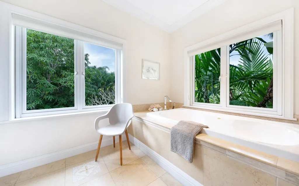 17 Chelsea Place New Providence Paradise Island BS