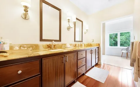 17 Chelsea Place New Providence Paradise Island BS