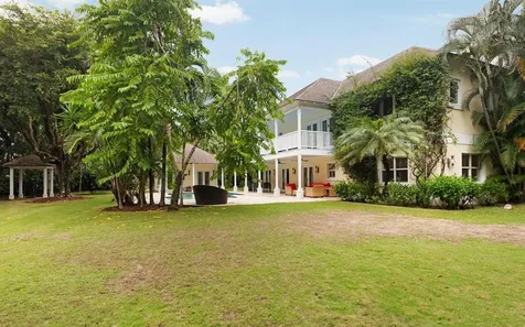 17 Chelsea Place New Providence Paradise Island BS