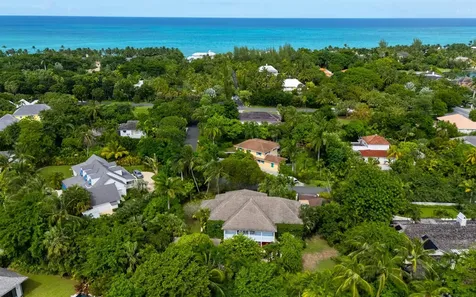 17 Chelsea Place New Providence Paradise Island BS