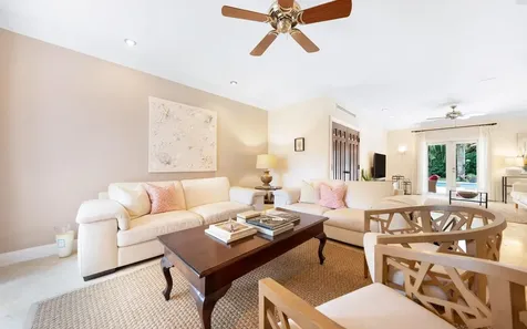 17 Chelsea Place New Providence Paradise Island BS