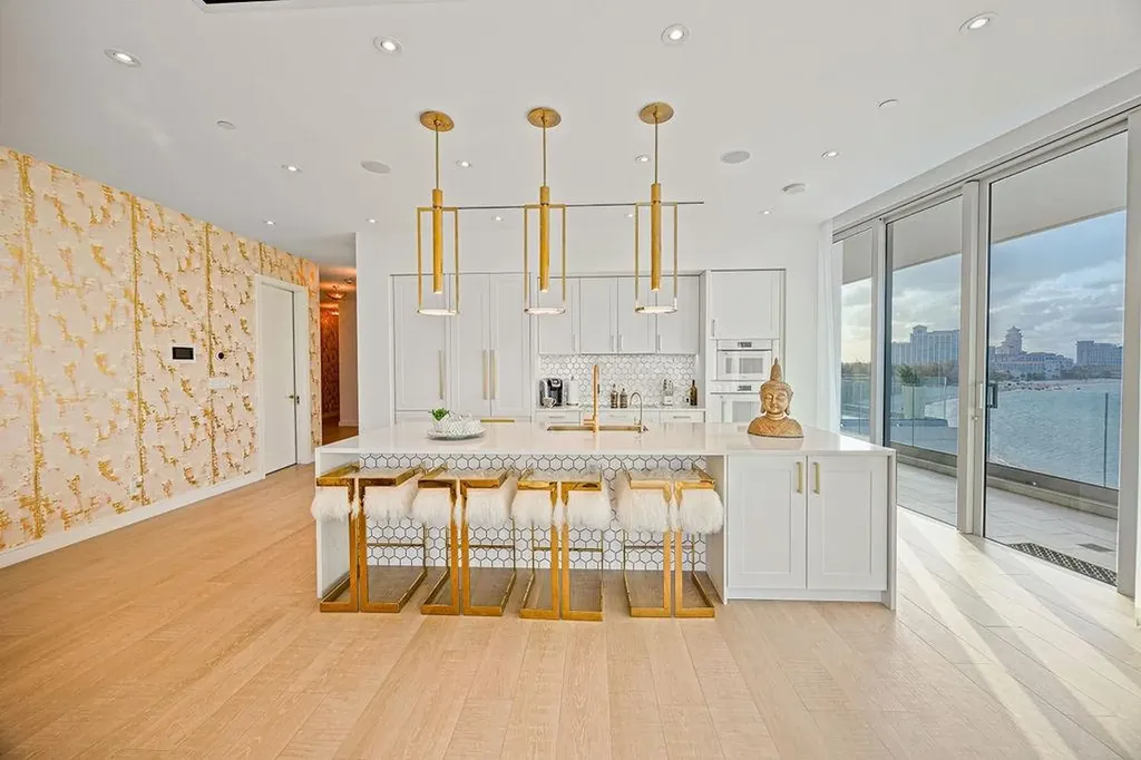 Penthouse 7 | Goldwynn New Providence Paradise Island BS