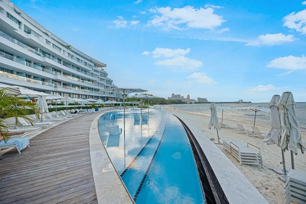 Penthouse 7 | Goldwynn New Providence Paradise Island BS