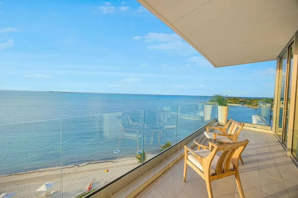 Penthouse 7 | Goldwynn New Providence Paradise Island BS