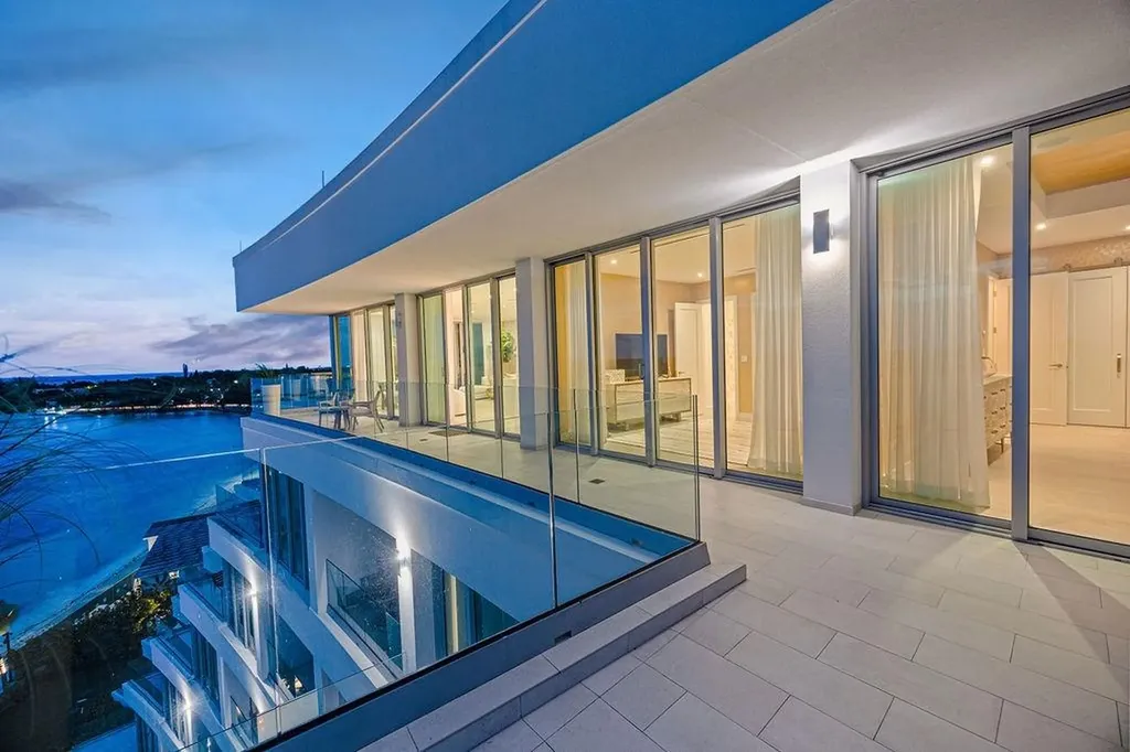 Penthouse 7 | Goldwynn New Providence Paradise Island BS