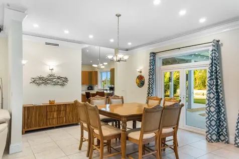 King Circle Grand Bahama Freeport BS