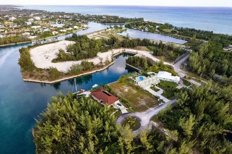 King Circle Grand Bahama Freeport BS