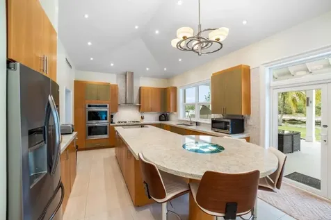 King Circle Grand Bahama Freeport BS