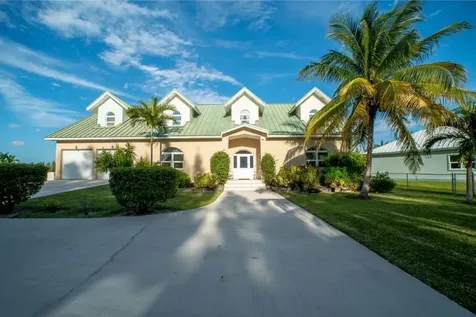 King Circle Grand Bahama Freeport BS