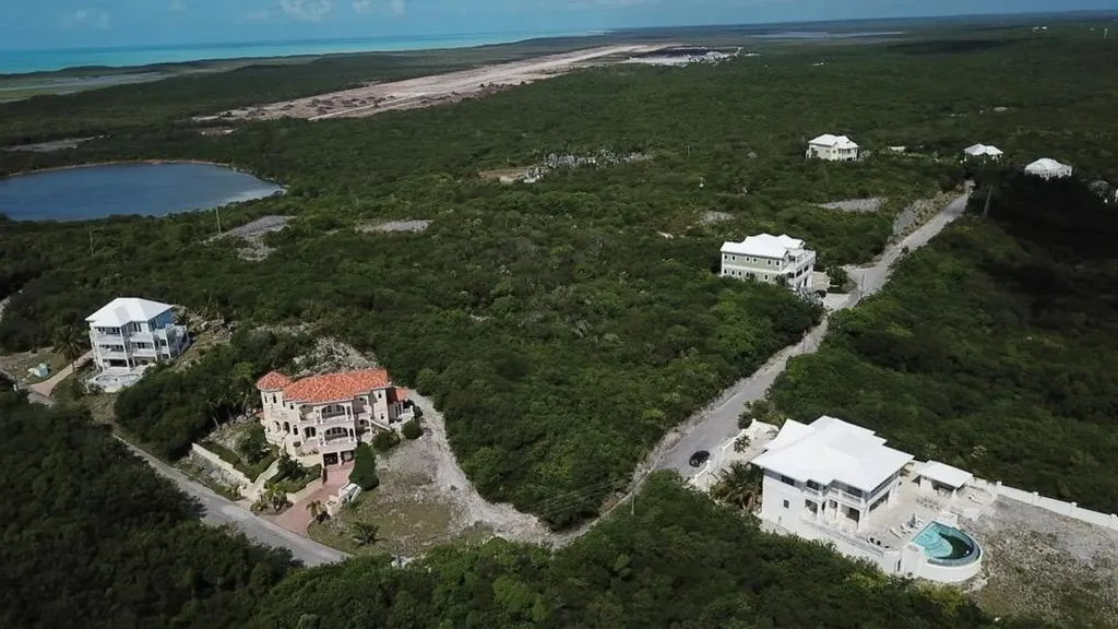 97 Moss Town, Exuma Exuma BS