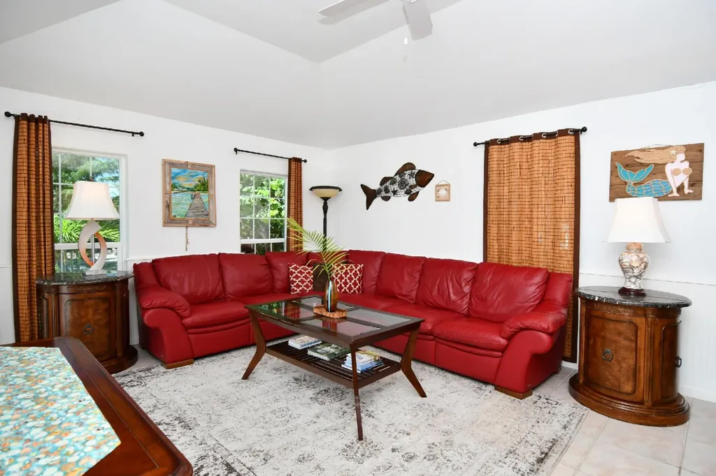 Orange House. Abaco BS