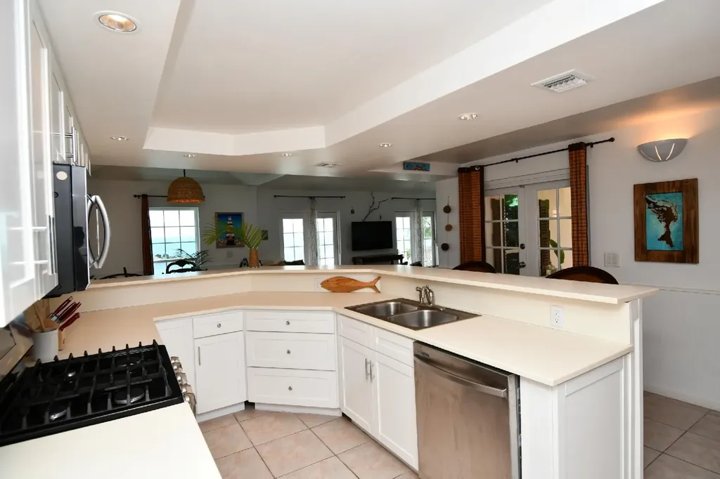 Orange House. Abaco BS