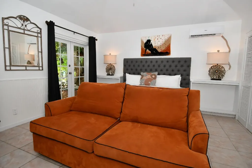 Orange House. Abaco BS