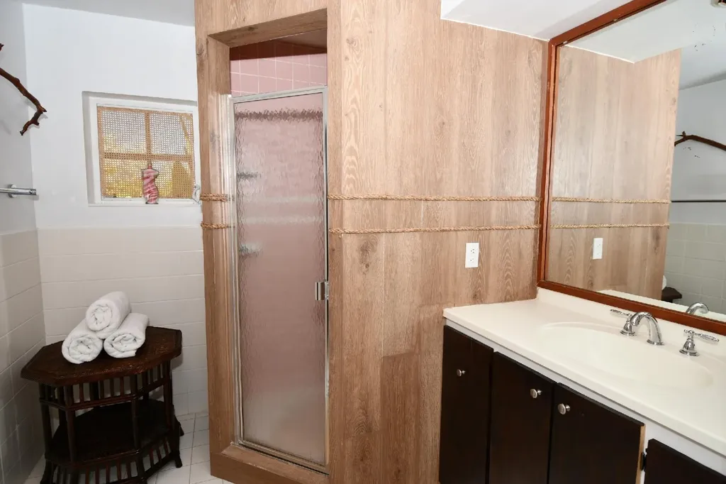 Orange House. Abaco BS