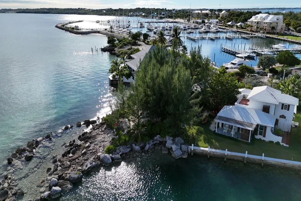Orange House. Abaco BS