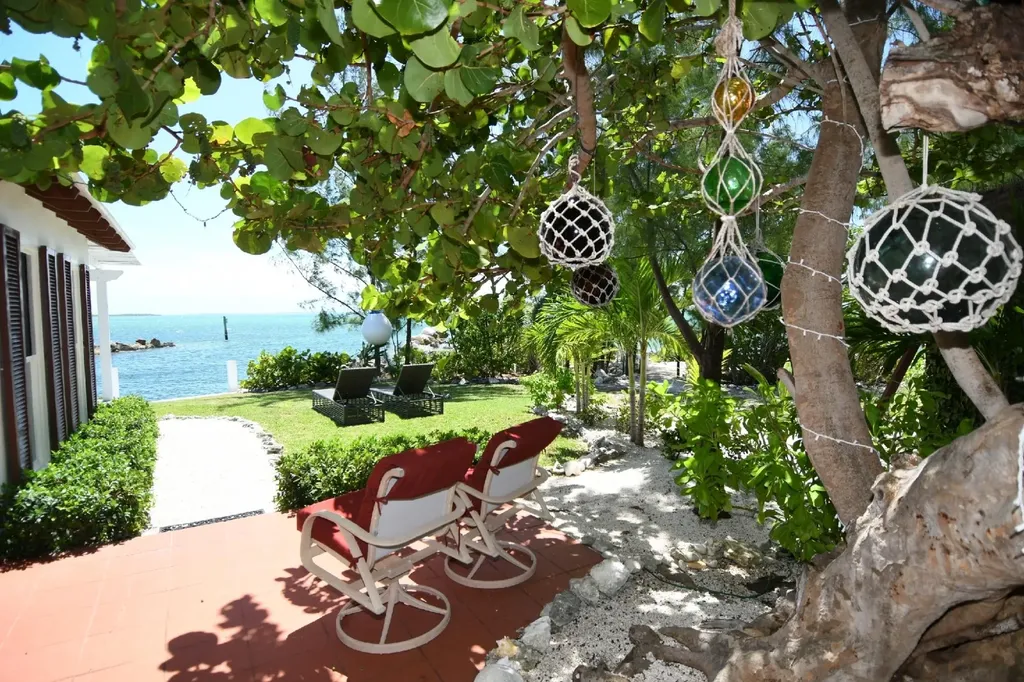 Orange House. Abaco BS