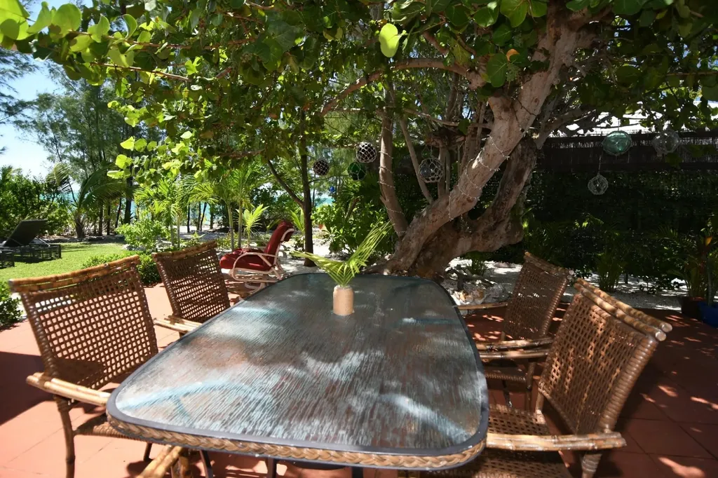 Orange House. Abaco BS