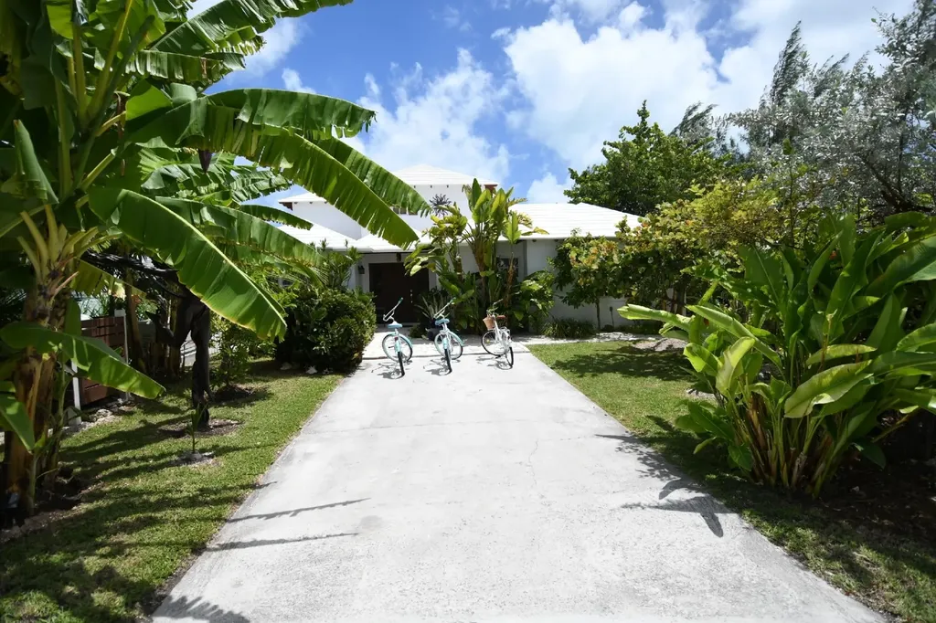 Orange House. Abaco BS